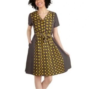 MYRTLEWOOD Of California Modcloth Pleated Yellow Gray Polka Dot Dress